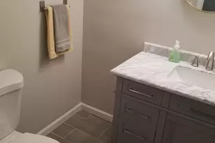 2200 NE 33rd Ave, Fort Lauderdale, FL 33305 - Photo 8