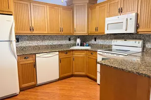 1901 NE Collins Cir, Jensen Beach, FL 34957 - Photo 4