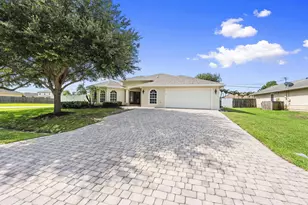 490 SW Ryder Rd, Port Saint Lucie, FL 34953 - Photo 2