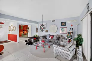 10247 N Circle Lake Dr, Boynton Beach, FL 33437 - Photo 8