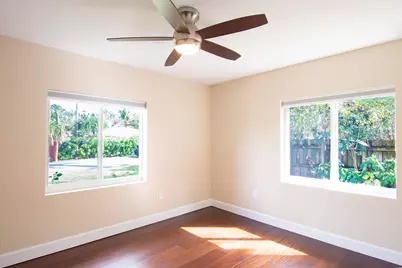 364 Orange Way, West Palm Beach, FL 33405 - Photo 18