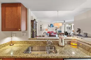 815 NW Flagler Ave, Stuart, FL 34994 - Photo 4