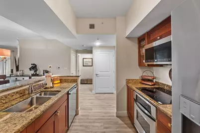 815 NW Flagler Avenue #201, Stuart, FL 34994 - Photo 6