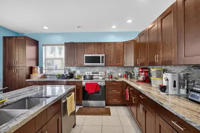 9080 Dupont Place, Wellington, FL 33414 - Photo 18