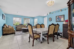 9080 Dupont Pl, Wellington, FL 33414 - Photo 8