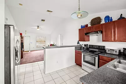 913 SE Forrest Park Drive, Stuart, FL 34994 - Photo 12