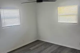 341 Silver Beach Rd, Riviera Beach, FL 33403 - Photo 8
