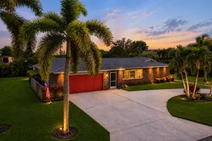 1966 Emilio Ln, West Palm Beach, FL 33406 - Photo 2