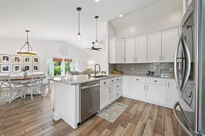 218 Wandering Trail, Jupiter, FL 33458 - Photo 4