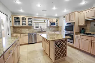 10038 US Hwy 441 SE, Okeechobee, FL 34974 - Photo 2