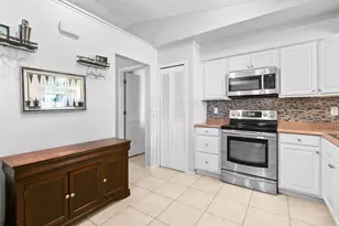 767 SE Chaloupe Ave, Port Saint Lucie, FL 34983 - Photo 10