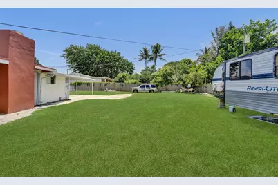 2442 Funston Street, Hollywood, FL 33020 - Photo 14