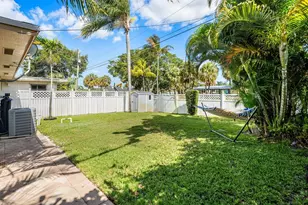 2101 N Palm Cir, North Palm Beach, FL 33408 - Photo 52