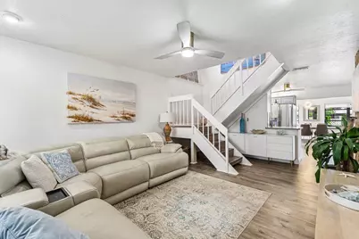 2101 N Palm Circle, North Palm Beach, FL 33408 - Photo 2