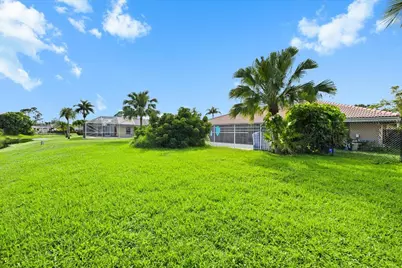 13482 Columbine Avenue, Wellington, FL 33414 - Photo 22