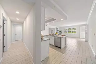 411 Bay Colony Dr N, Juno Beach, FL 33408 - Photo 2