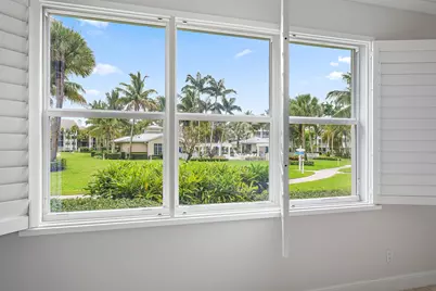 411 Bay Colony Drive N, Juno Beach, FL 33408 - Photo 8