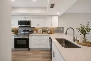 1600 NE Dixie Hwy, Jensen Beach, FL 34957 - Photo 6