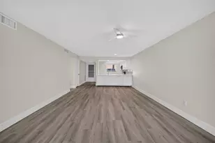 1600 NE Dixie Hwy, Jensen Beach, FL 34957 - Photo 12