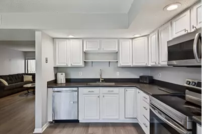 5190 Las Verdes Circle #214, Delray Beach, FL 33484 - Photo 12