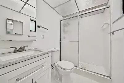 5190 Las Verdes Circle #214, Delray Beach, FL 33484 - Photo 18