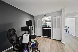 5190 Las Verdes Cir, Delray Beach, FL 33484 - Photo 8