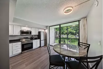 5190 Las Verdes Circle #214, Delray Beach, FL 33484 - Photo 10
