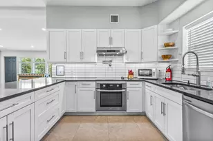 2678 Marathon Ln, Fort Lauderdale, FL 33312 - Photo 8