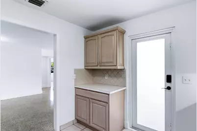 106 Auburn Drive, Lake Worth, FL 33460 - Photo 6