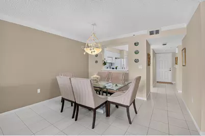 14096 Huntington Pointe Drive #309, Delray Beach, FL 33484 - Photo 2