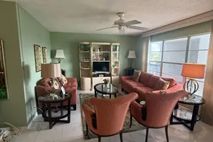 407 Greenbrier A, West Palm Beach, FL 33417 - Photo 4