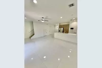 1060 Crystal Way #103, Delray Beach, FL 33444 - Photo 2
