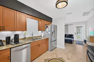 4670 NE 4th Ave, Oakland Park, FL 33334 - Photo 12