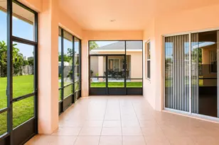 787 SE Evergreen Terrace, Port Saint Lucie, FL 34983 - Photo 12