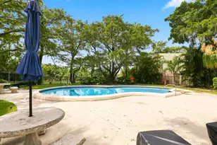 7 Middlesex Dr, Wilton Manors, FL 33305 - Photo 36