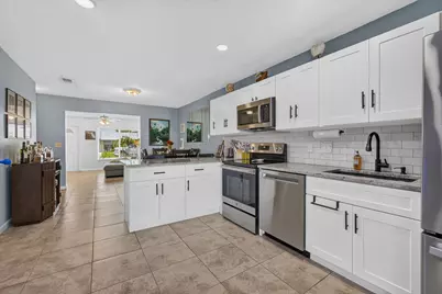 8717 SE Sandy Lane, Hobe Sound, FL 33455 - Photo 12