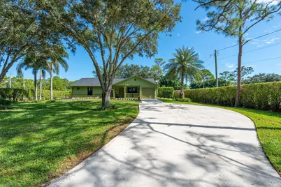 11989 Persimmon Boulevard, The Acreage, FL 33411 - Photo 46