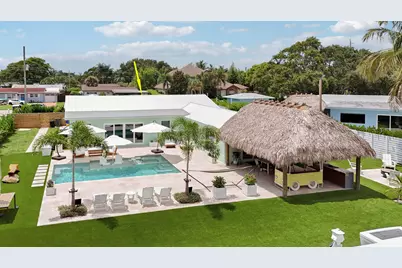 2443 E Edgewater Drive, Palm Beach Gardens, FL 33410 - Photo 2