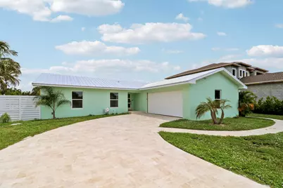 2443 E Edgewater Drive, Palm Beach Gardens, FL 33410 - Photo 4