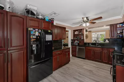 1820 N 46th Avenue, Hollywood, FL 33021 - Photo 8