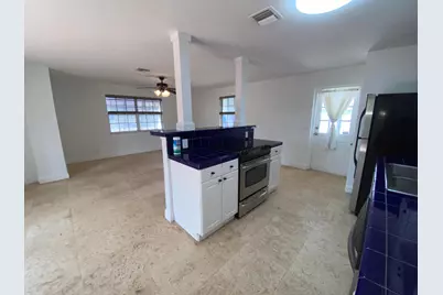 210 SE 1st Street, Boynton Beach, FL 33435 - Photo 10