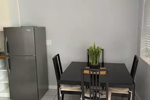 2213 Lincoln St, Hollywood, FL 33020 - Photo 2