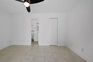 1110 Manor Dr, Palm Springs, FL 33461 - Photo 26