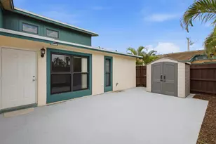 1110 Manor Dr, Palm Springs, FL 33461 - Photo 4