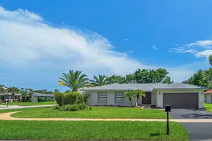 4854 Acorn Dr, Boca Raton, FL 33487 - Photo 6