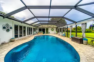 3273 SE Fairway E, Stuart, FL 34997 - Photo 32