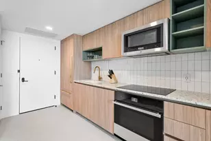 601 NE 1st Ave, Miami, FL 33132 - Photo 16