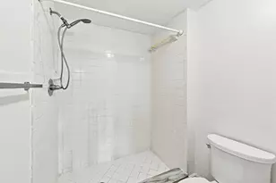 9999 Summerbreeze Dr, Sunrise, FL 33322 - Photo 14