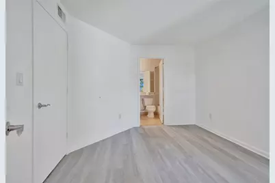 1050 Crystal Way #N, Delray Beach, FL 33444 - Photo 26