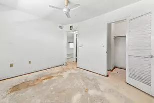 3091 E Sunrise Lakes Dr, Sunrise, FL 33322 - Photo 14